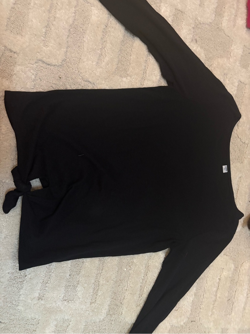 Old Navy Black Long Sleeve Tie-Hem Top